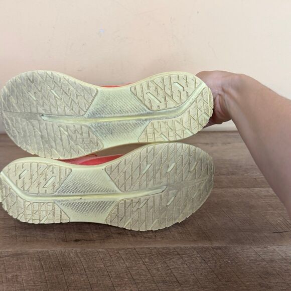 Brooks Hyperion Tempo women’s Size 9 coral yellow Shoes - Picture 6 of 8